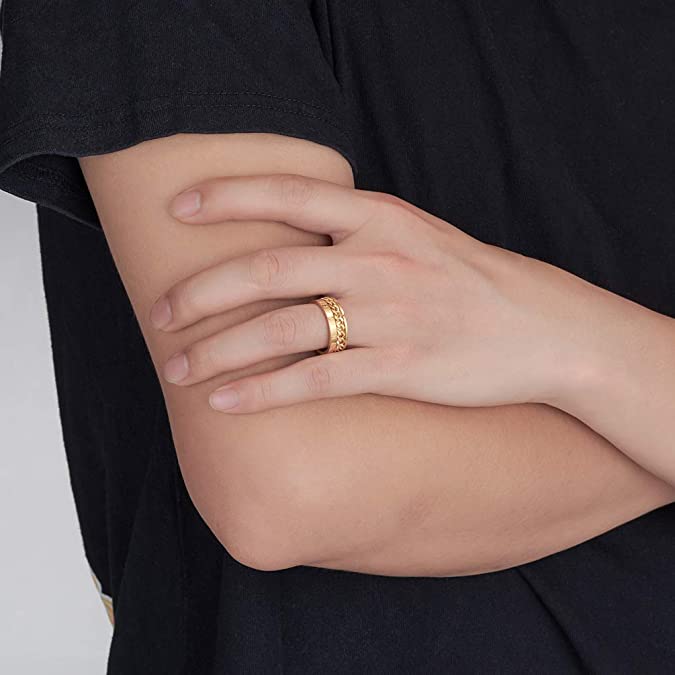 Nordischer Runen- und Kettenspinnerring