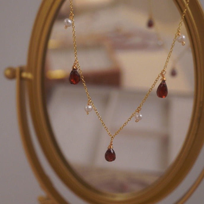 Perlen- und Granatkette (massives Silber)