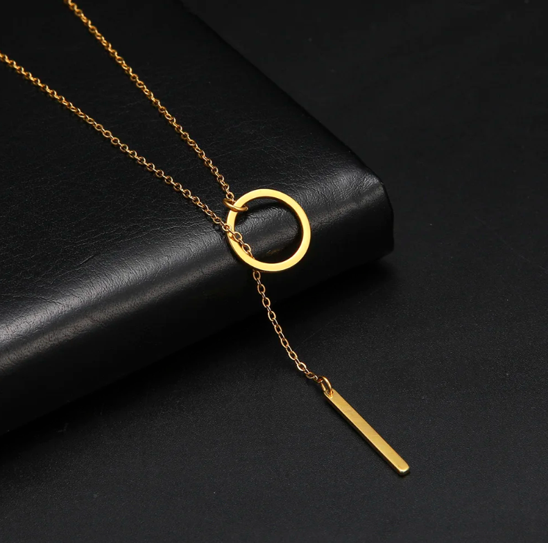 Chavri - Zarter Schlüsselbein-Anhänger