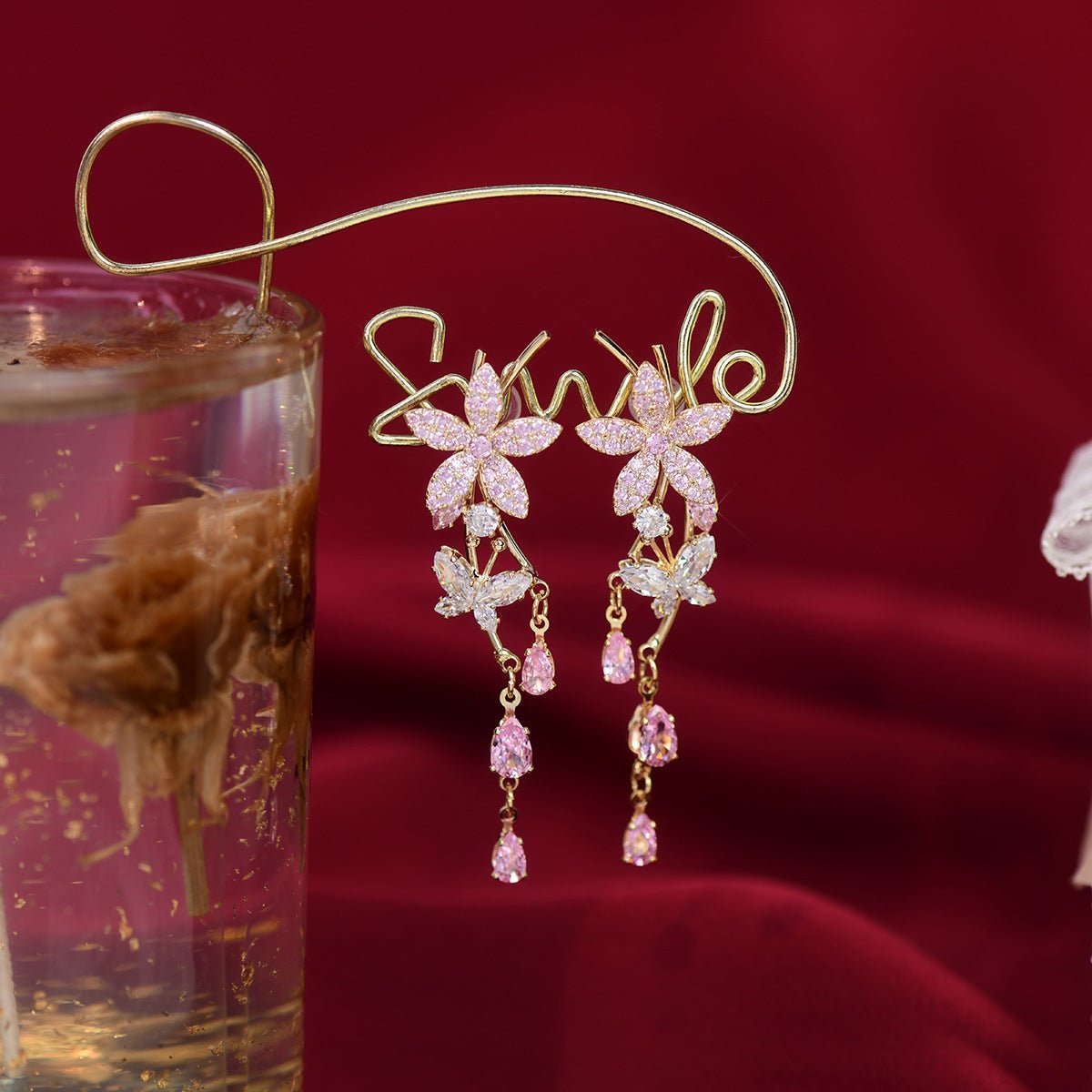 Rosa Blumen-Ohrhänger