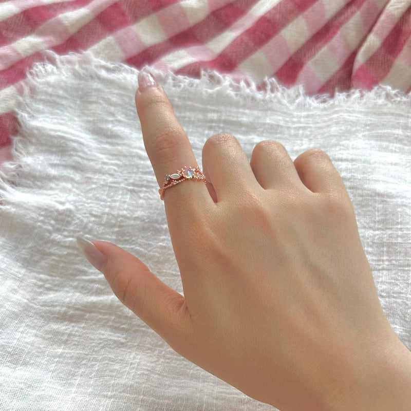 Ring mit rosa Edelsteinen – Nova