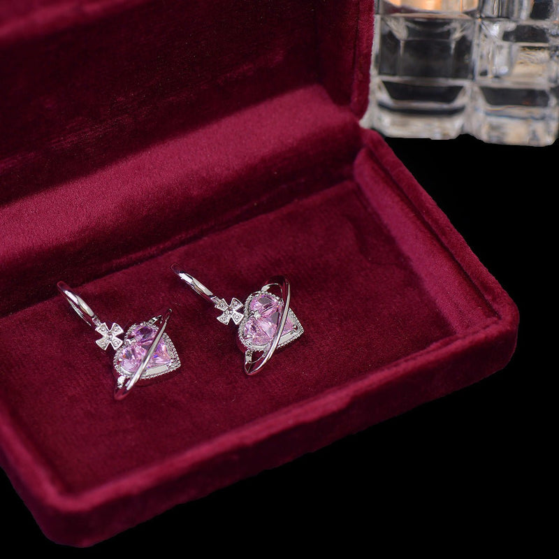 Rosa Herz Huggie Ohrringe