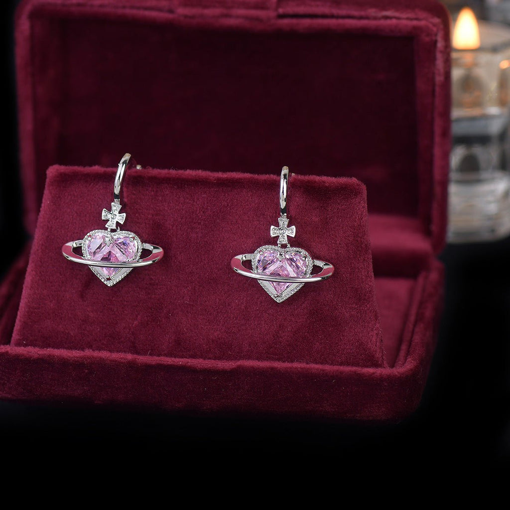 Rosa Herz Huggie Ohrringe