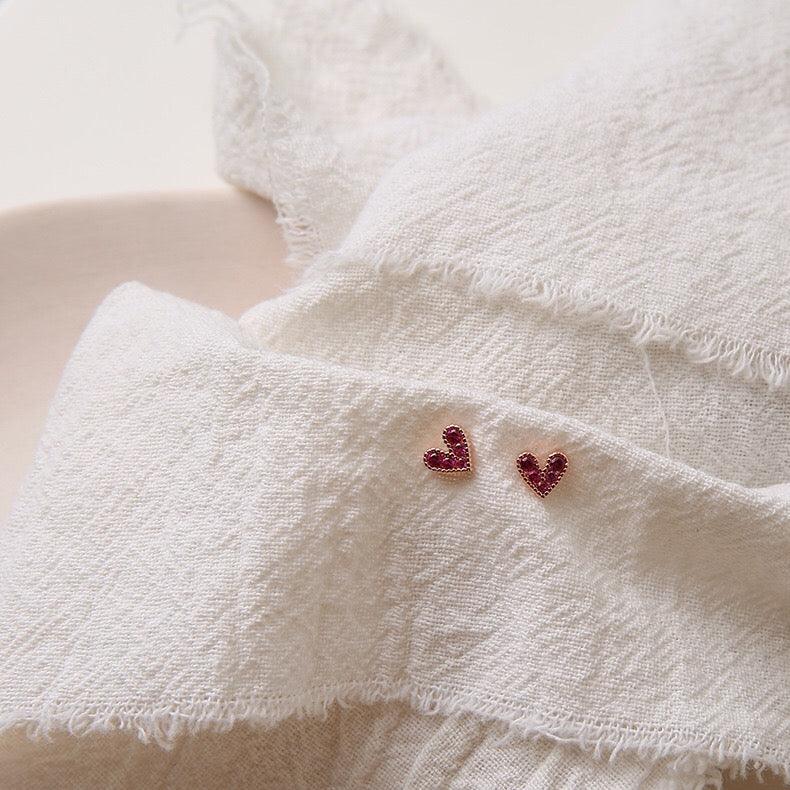 Rosa Herz-Ohrstecker