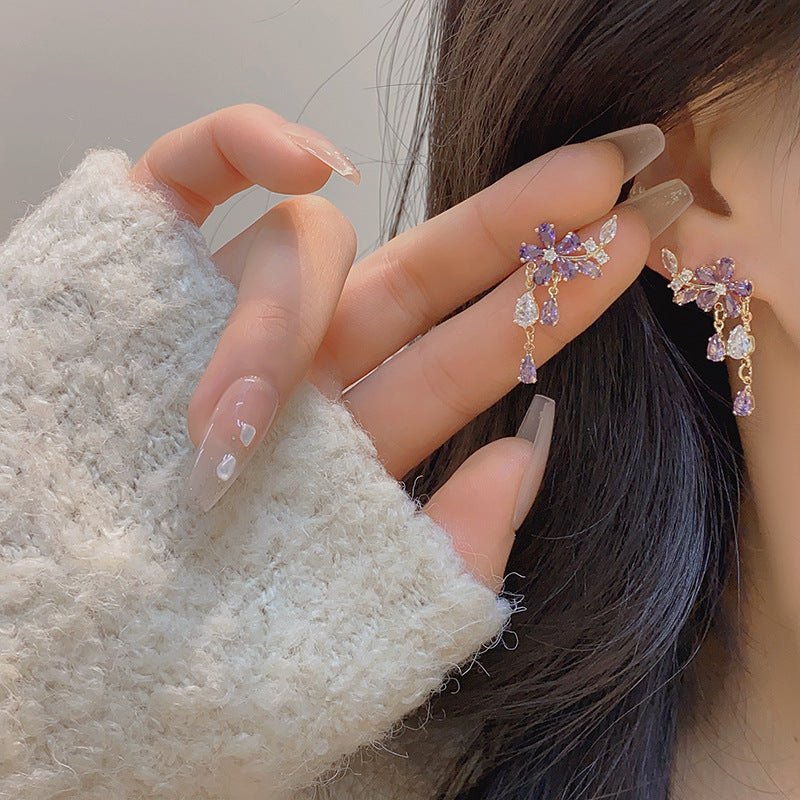 Lila Blumen-Tropfen-Ohrringe