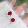 Ohrstecker mit roten Rosen