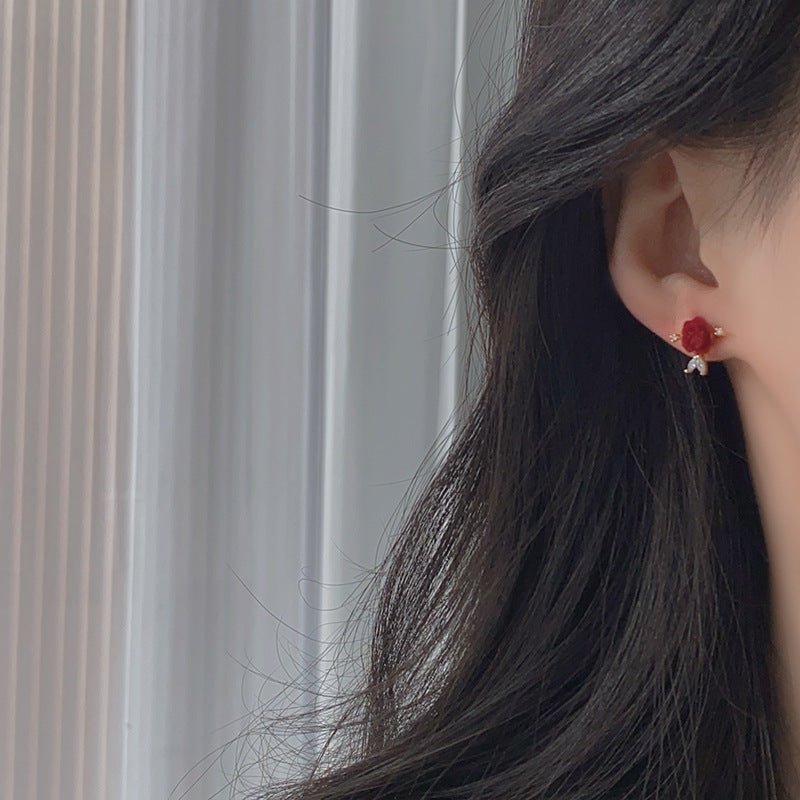 Ohrstecker mit roten Rosen