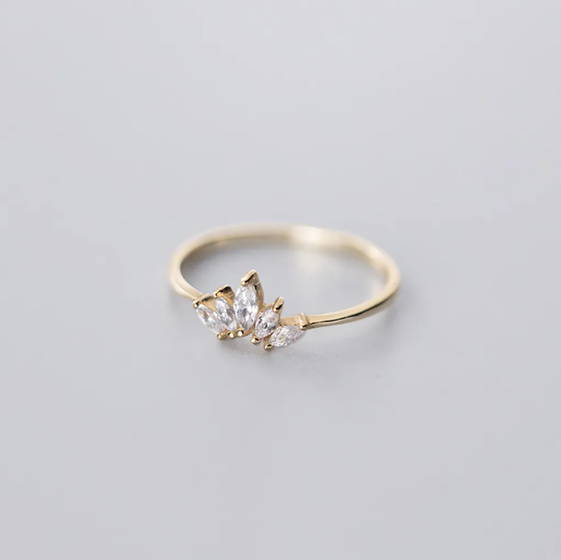 Chavri - Schimmernder Kristall Kronenring