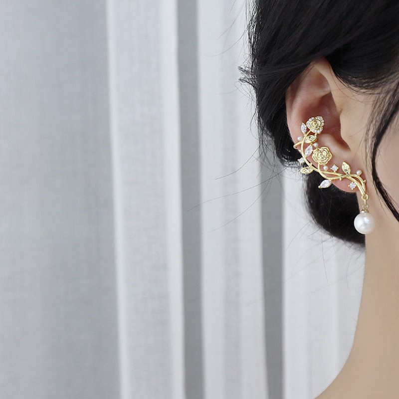 Ohrringe mit Rosen-Klettermotiv