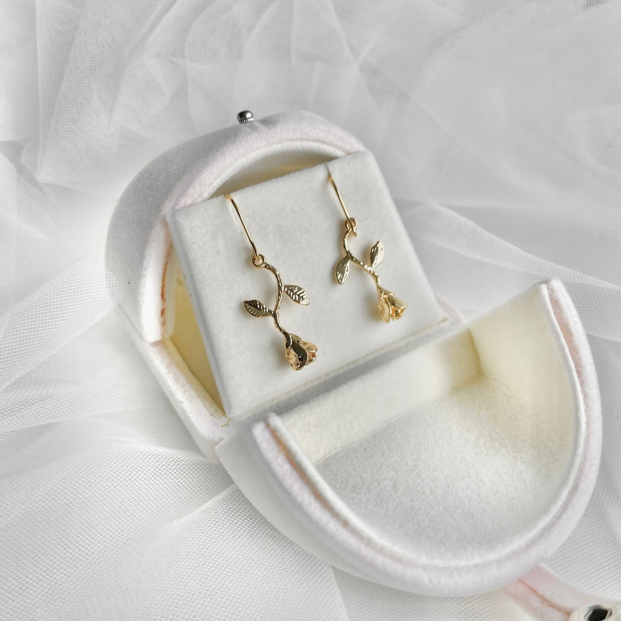 Rosenohrringe (2 Stile)