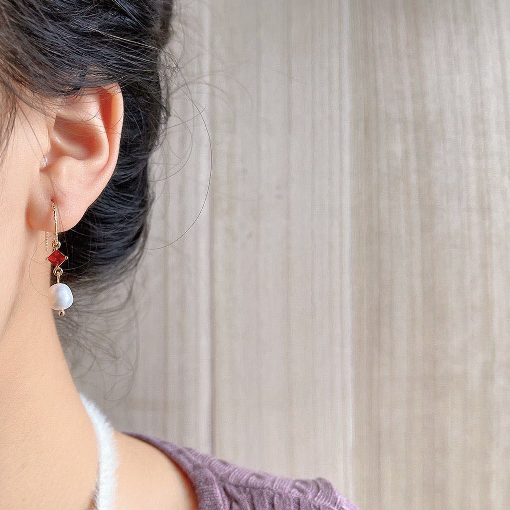 Rubin-Perlen-Ohrringe