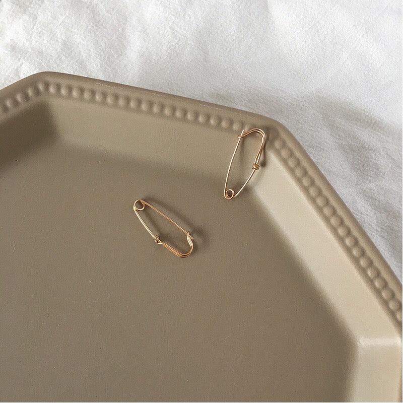 Sicherheitsnadel-Ohrringe