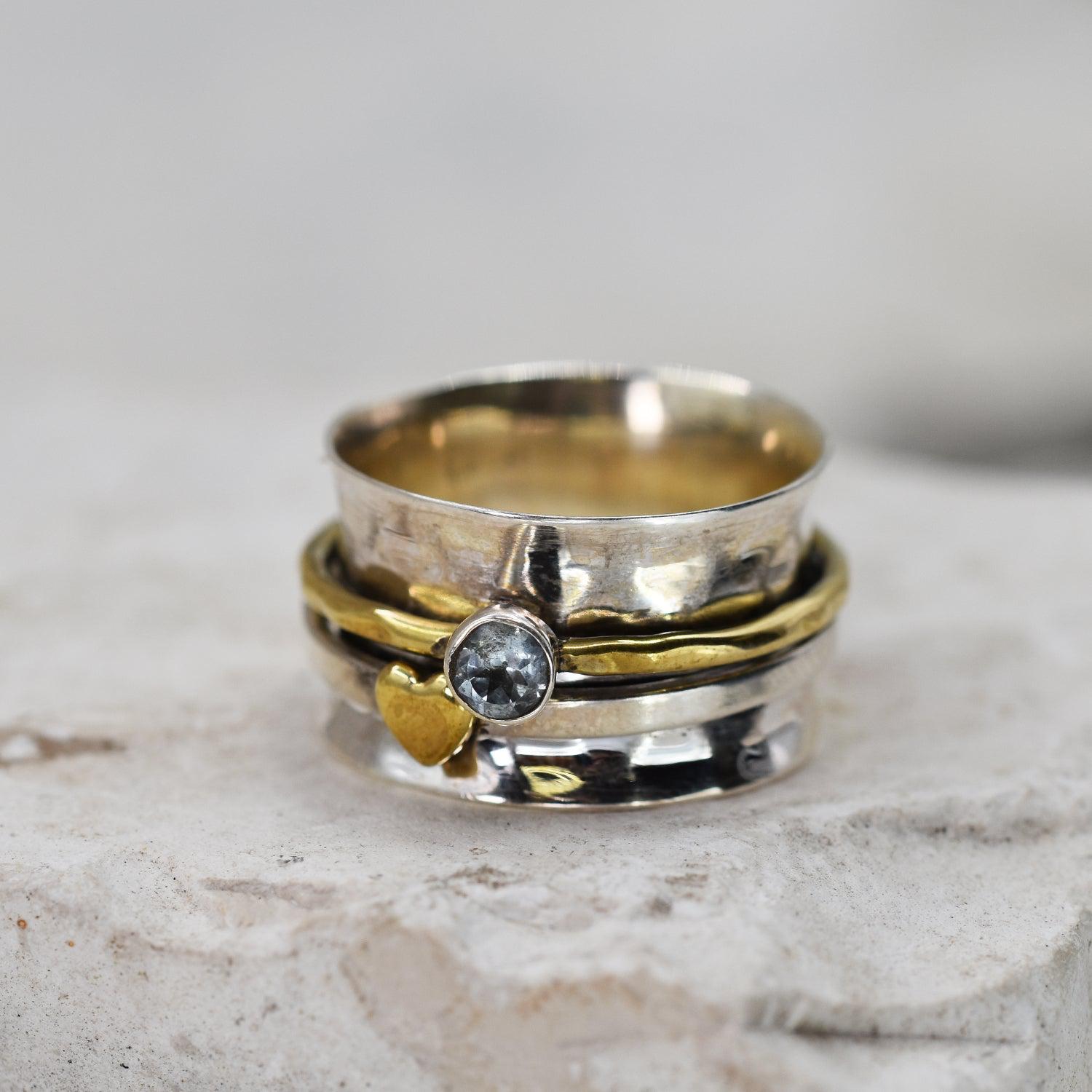 Sage - Drehring aus Sterlingsilber mit blauem Topas