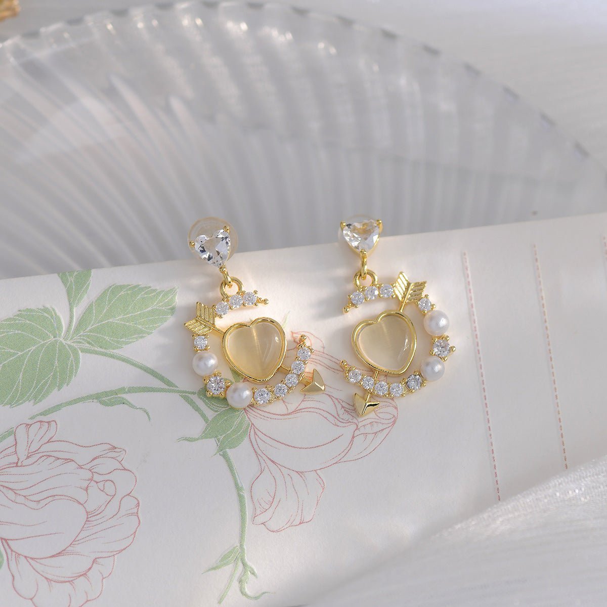 [Beispielverkauf] Herz- und Pfeilohrringe