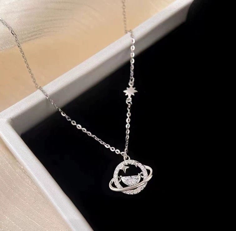 Saturn-Halskette (massives Silber)