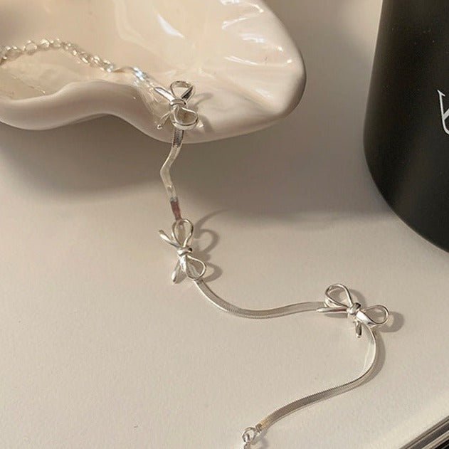 Silbernes Schleifenarmband