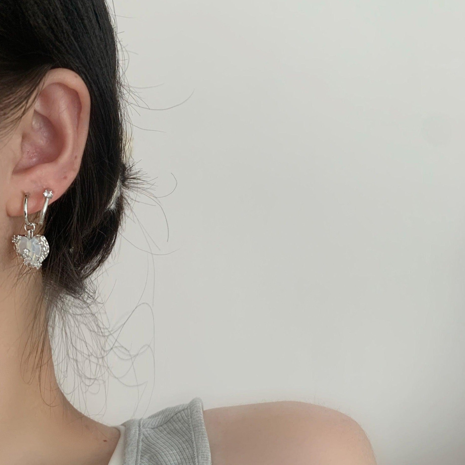 [Musterverkauf] Silberne Herzkollektion (Ohrringe/Ring)