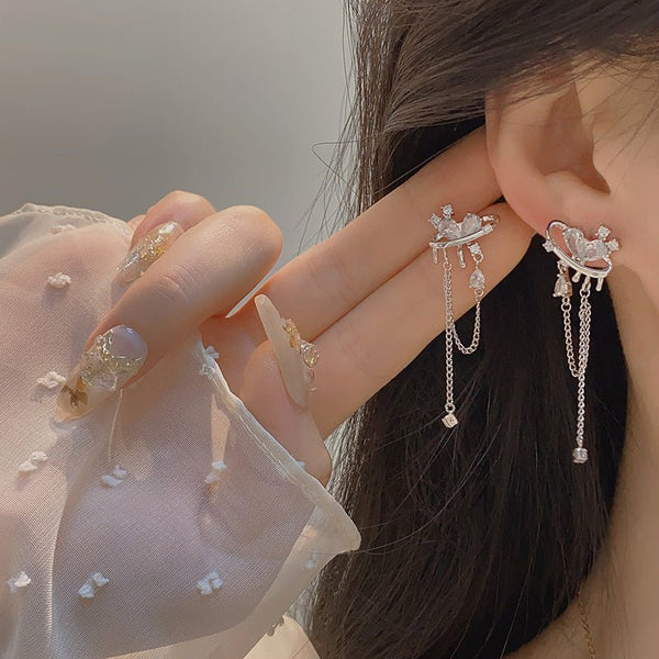 Silberne Herzohrringe