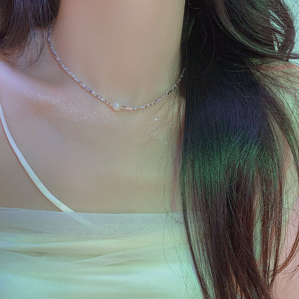 Silberne Perlenkette