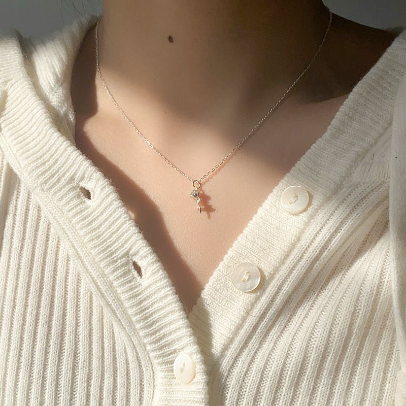 Silberne Rosenhalskette (massives Silber)