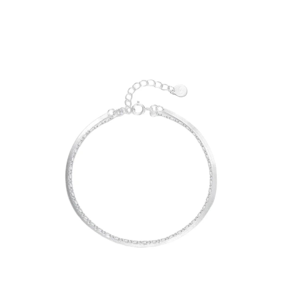 Doppellagiges Armband mit silbernen Schuppen