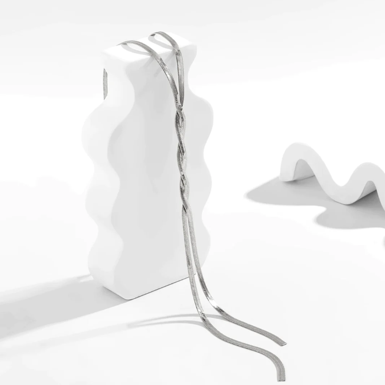 Chavri - Elegante Schlangenketten-Halskette