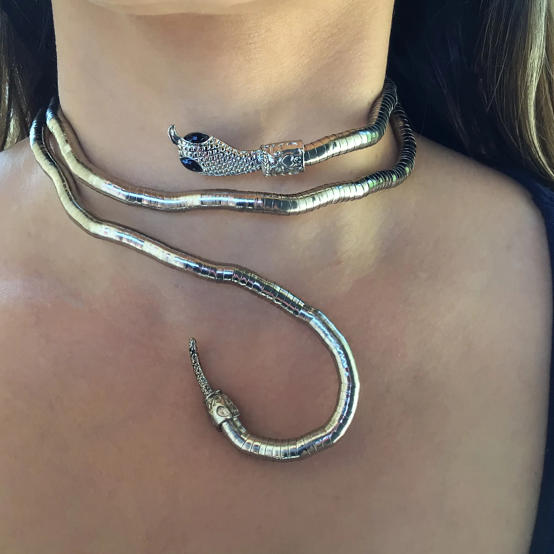 Chavri - Serpentinen-Chic Halskette
