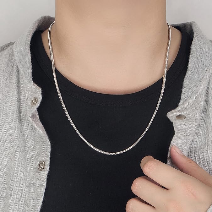 Carmiora - Modische Halskette in Schlangenform