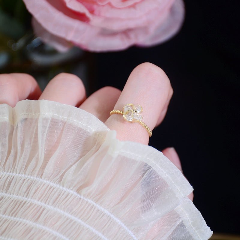 Drehender Blumenring