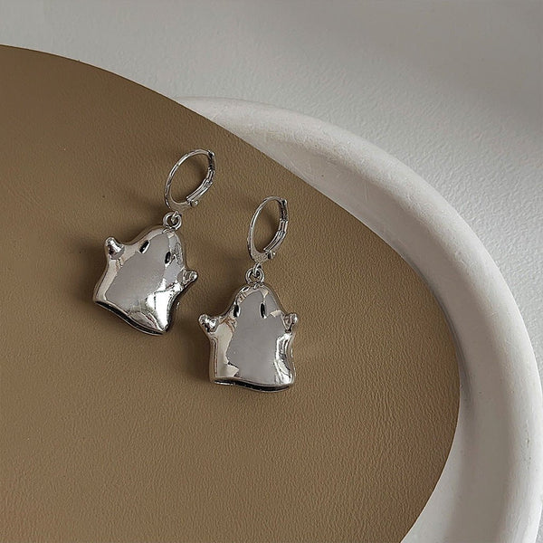 Gruselige Geister Huggie Ohrringe