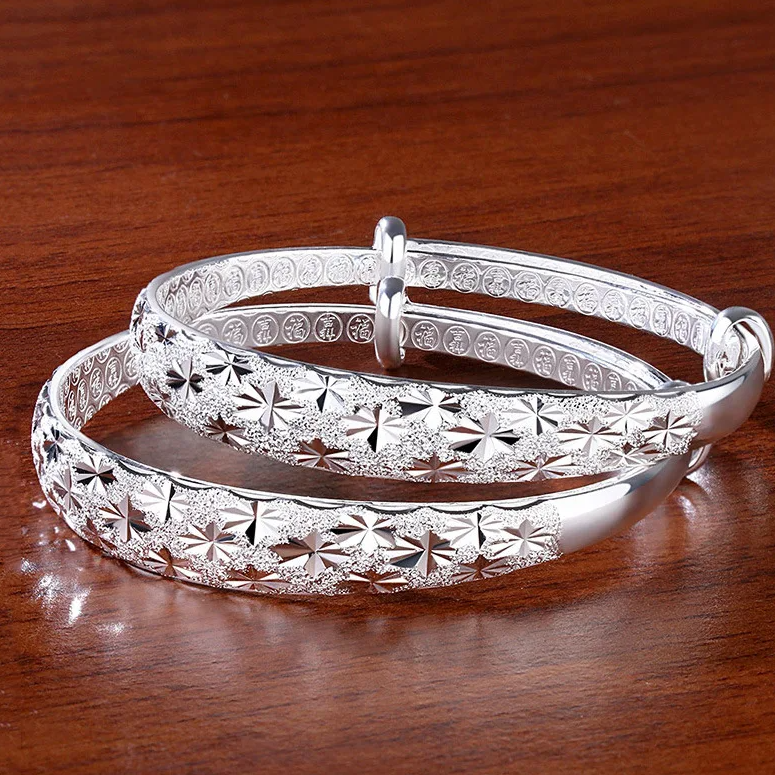 Chavri - Kosmischer Gypsophila-Armbandschmuck