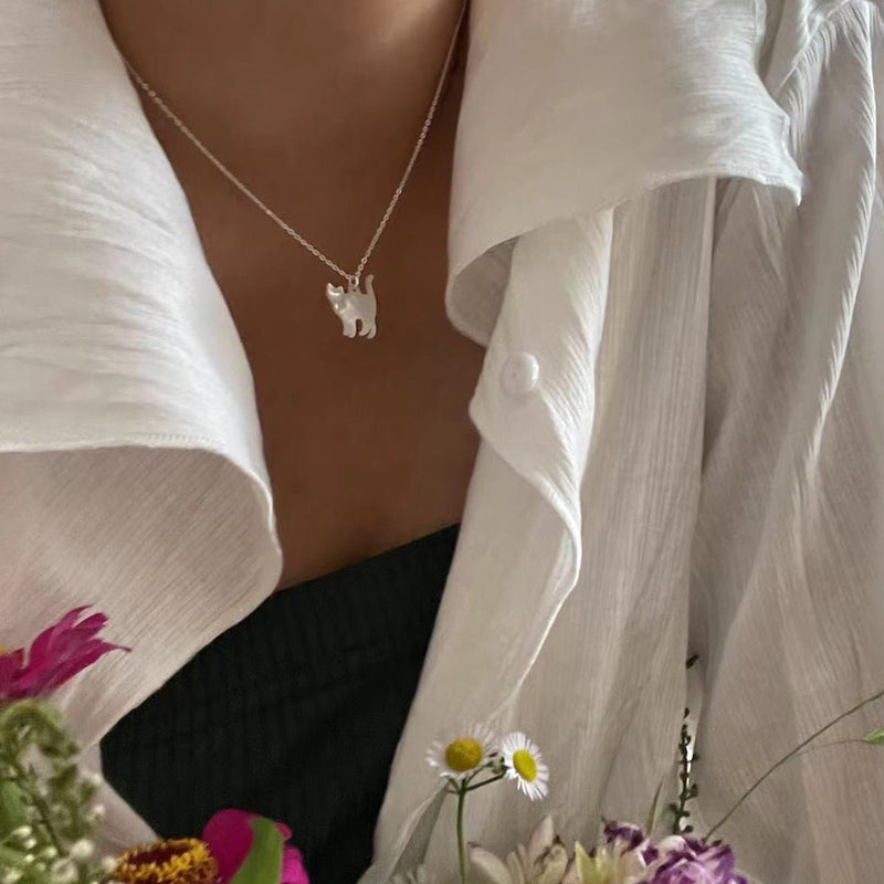 Die Katzenhalskette (massives Silber)