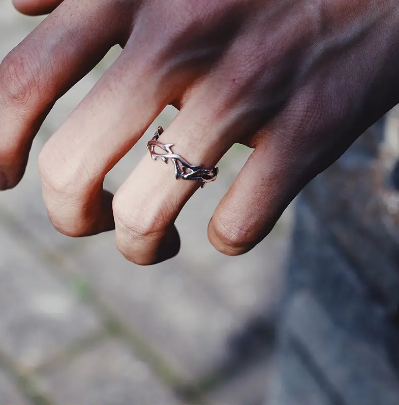 Chavri - Spike-eleganter Ring