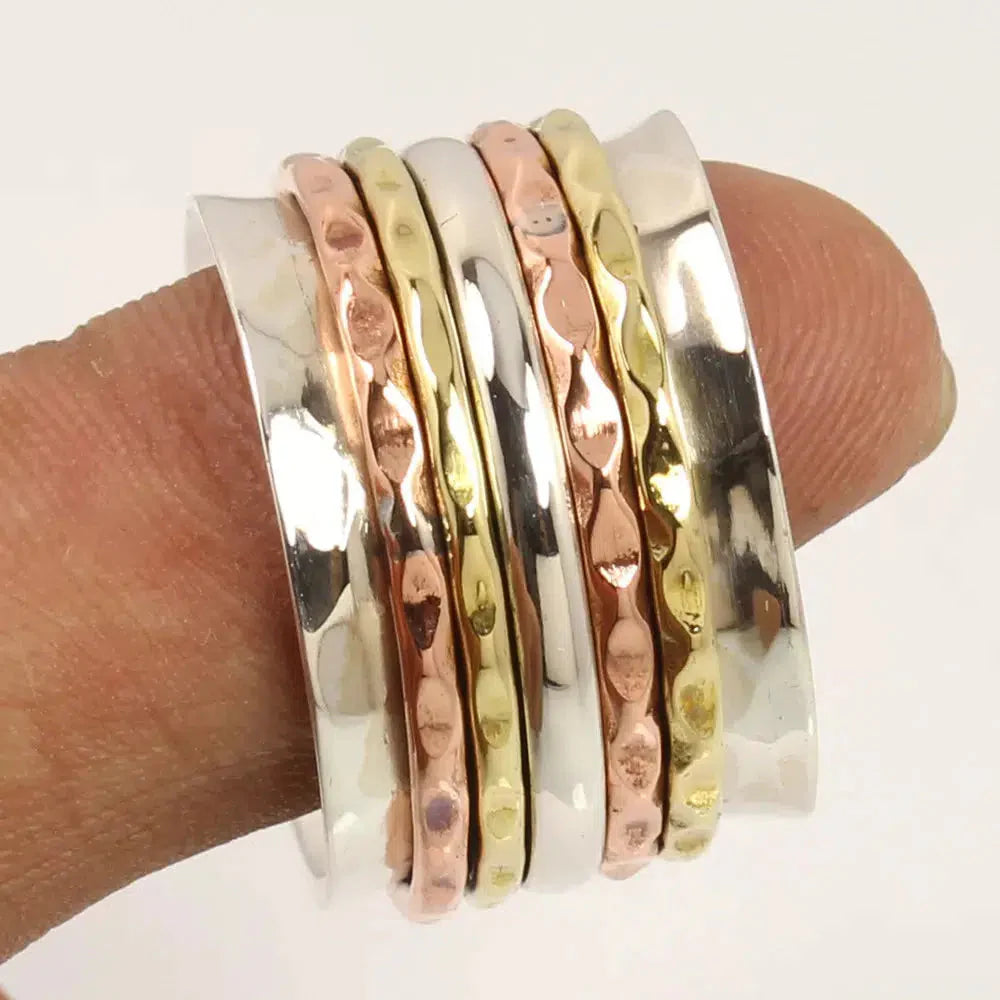 Dreifarbiger gehämmerter Drehring