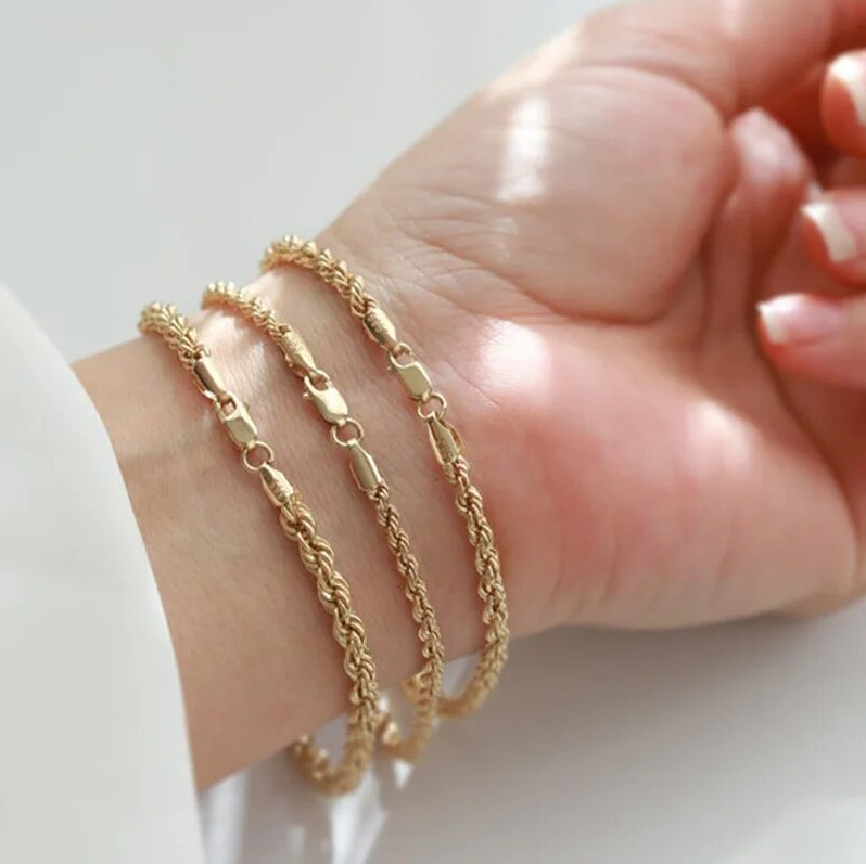 Carmiora - Verschlungenes Kettenarmband