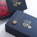 Einzigartige Halskette mit vier Blättern und Geschenkbox mit 6 Rosen