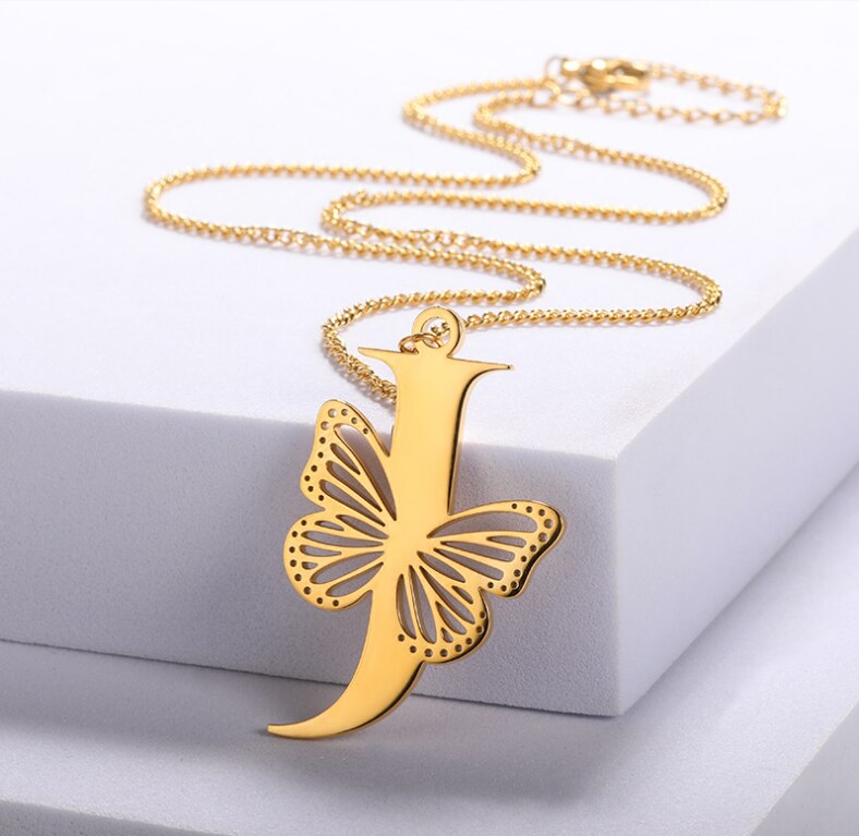 Buchstabenanhänger mit Schmetterlings-Akzent-Statement-Halsketten