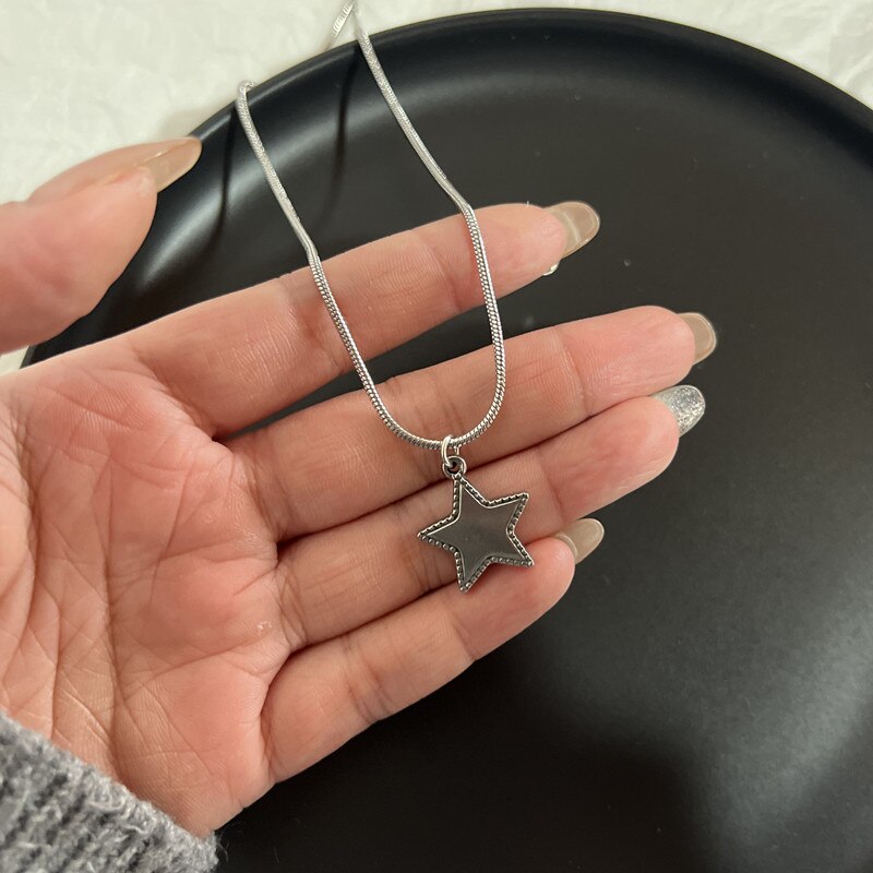 Choker-Halskettenkollektion im Vintage-Stil mit Gothic-Charm