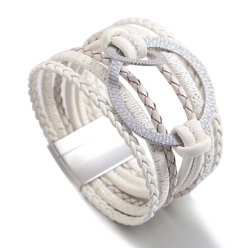Mehrlagige Boho-Armbänder mit runder Schnalle