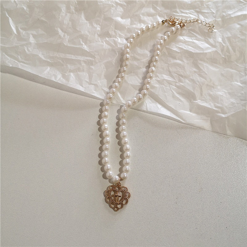 Von Faircycore inspirierte Choker-Halsketten-Kollektion