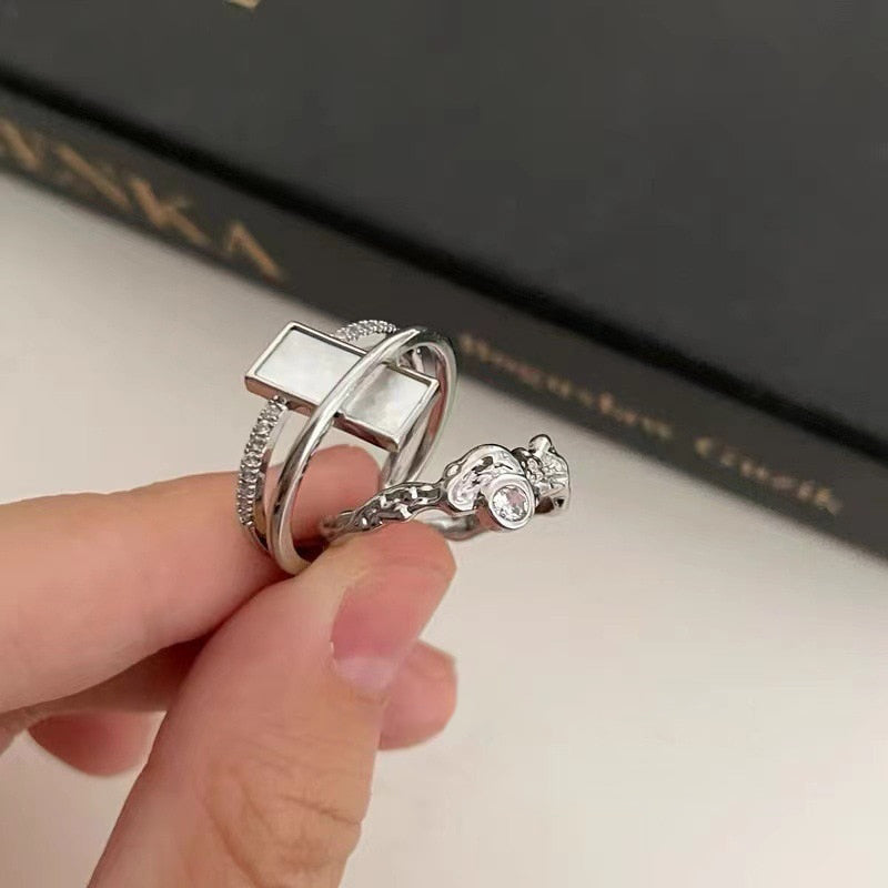 Trendy, von der Gotik inspirierte, verstellbare Ringkollektion für Damen