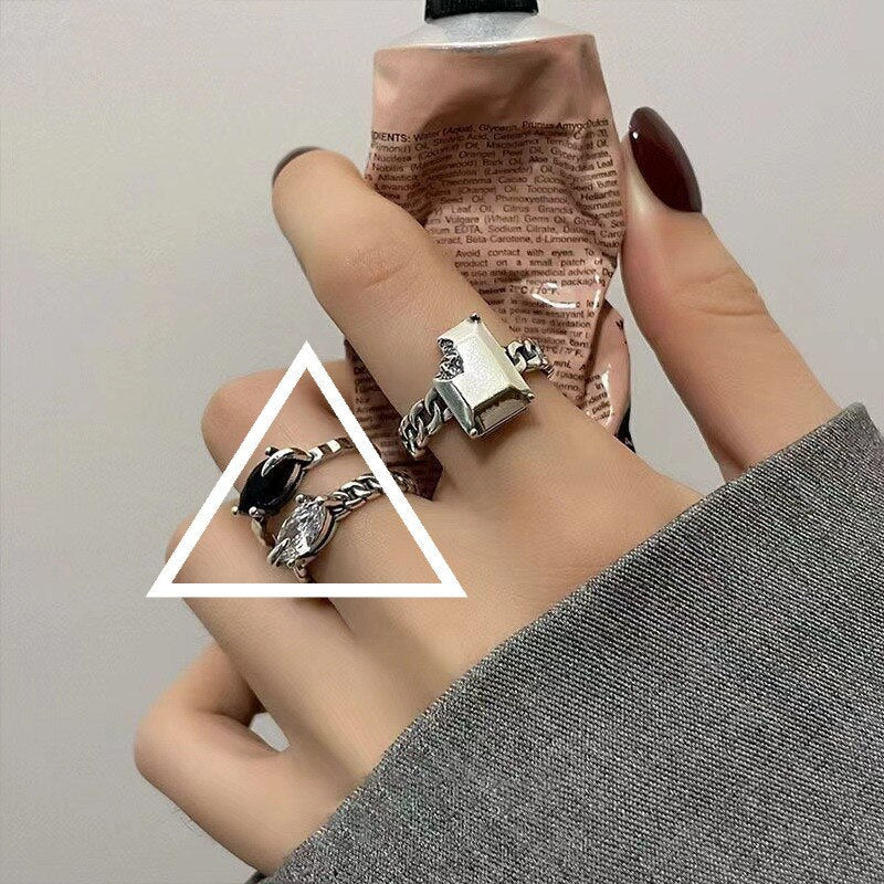 Trendy, von der Gotik inspirierte, verstellbare Ringkollektion für Damen