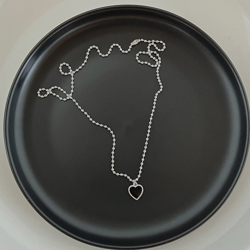 Choker-Halskettenkollektion im Vintage-Stil mit Gothic-Charm