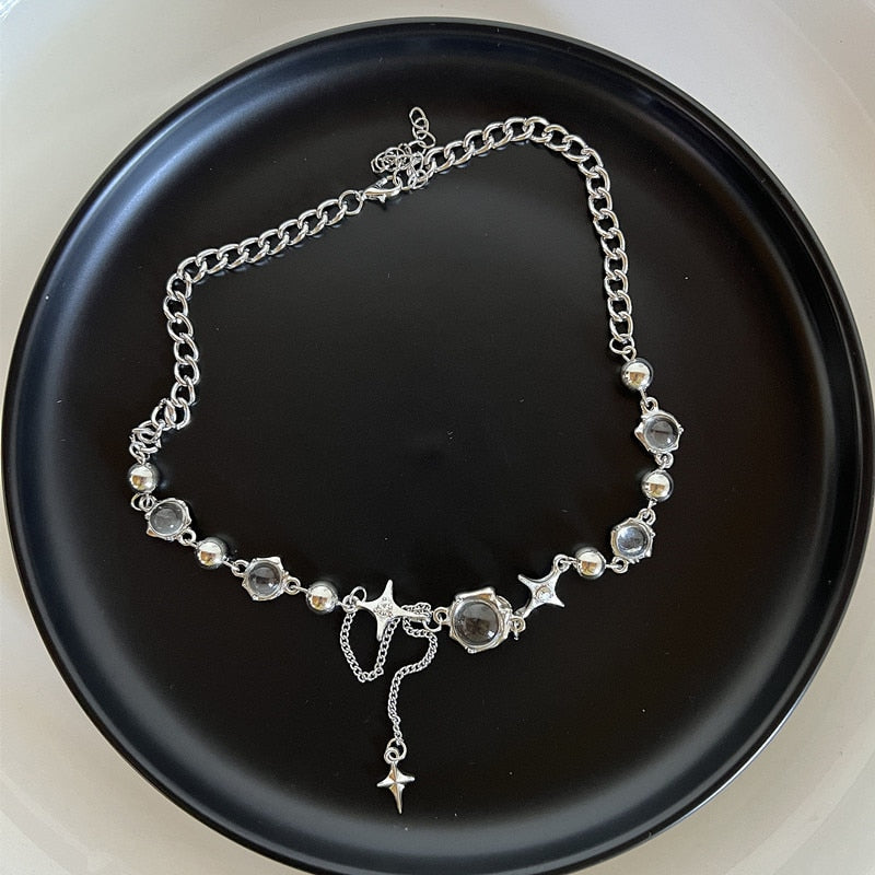 Choker-Halskettenkollektion im Vintage-Stil mit Gothic-Charm