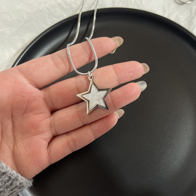 Choker-Halskettenkollektion im Vintage-Stil mit Gothic-Charm