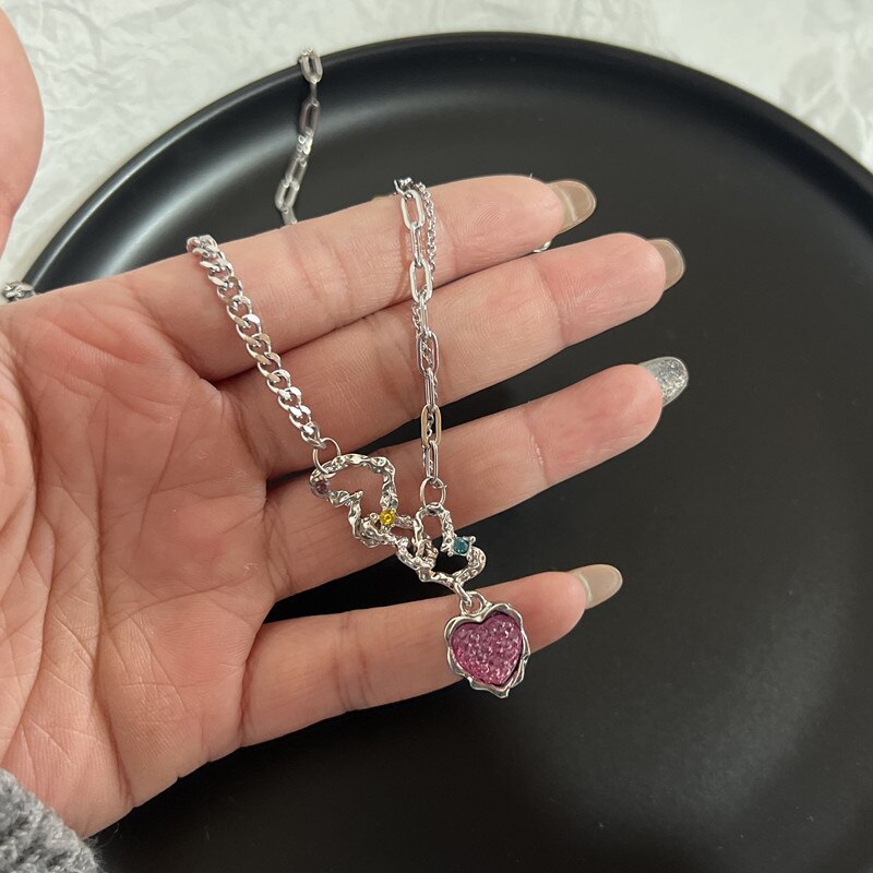 Choker-Halskettenkollektion im Vintage-Stil mit Gothic-Charm