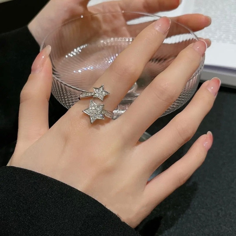 Trendy, von der Gotik inspirierte, verstellbare Ringkollektion für Damen
