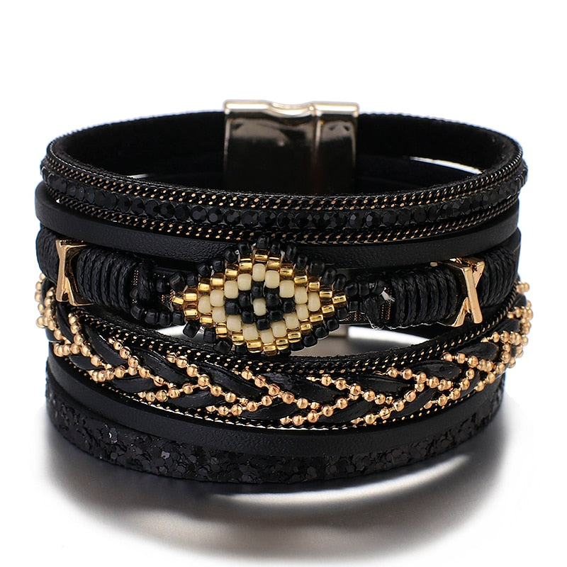 Mehrschichtige böhmische Perlenarmbänder für den Sommer