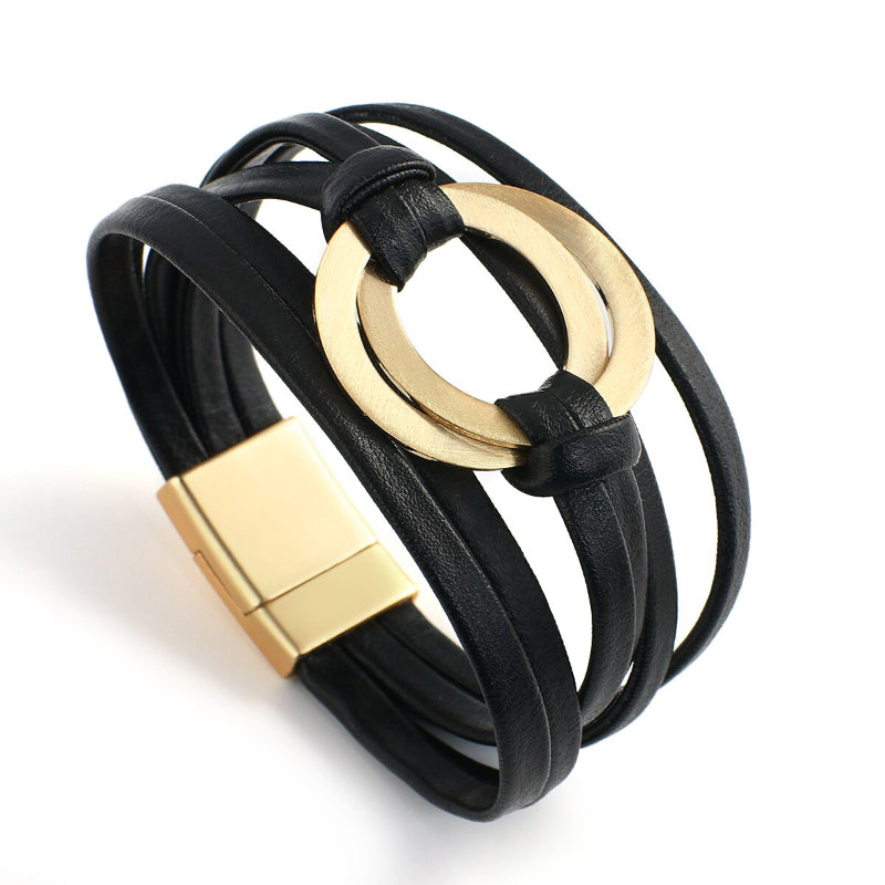 Mehrlagige Boho-Armbänder mit runder Schnalle