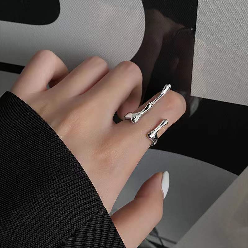 Trendy, von der Gotik inspirierte, verstellbare Ringkollektion für Damen